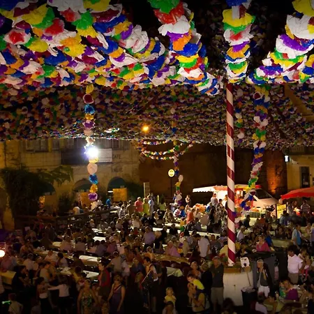 Semesterbostad Le Gitounet Sur La Route Des Bastides *