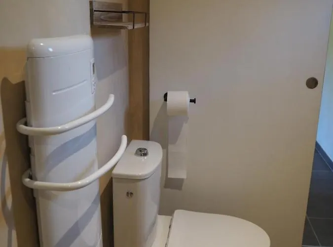 Semesterbostad Le Gitounet Sur La Route Des Bastides